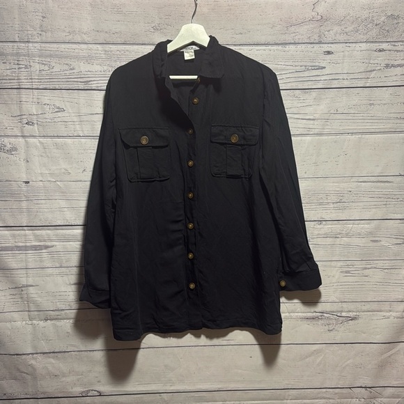 Votre Nom Linen Blend buttondown shirt - Picture 1 of 5